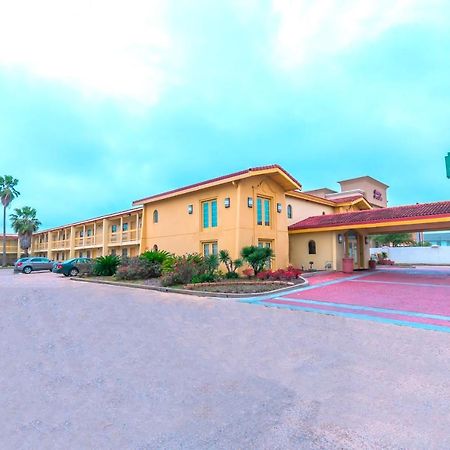 克鲁特杰克逊湖拉奎塔酒店 Clute 外观 照片
