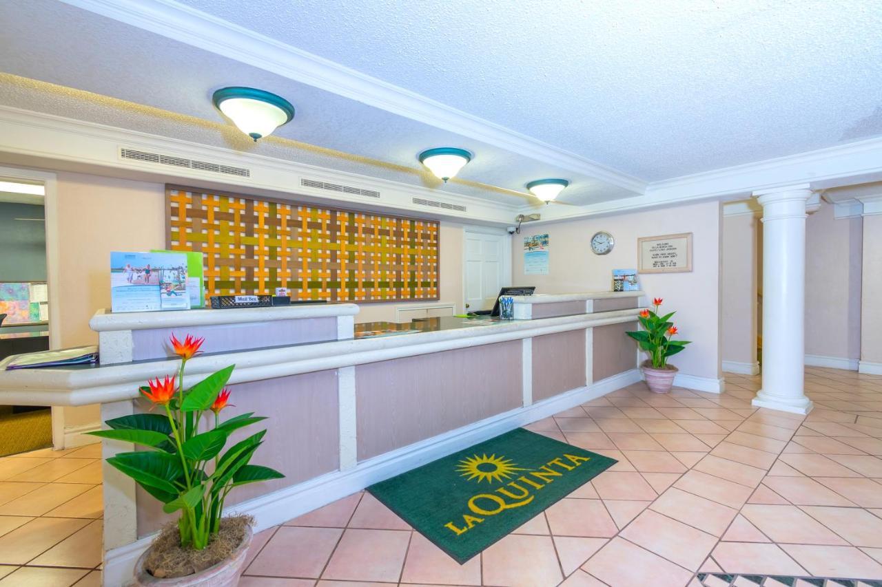 克鲁特杰克逊湖拉奎塔酒店 Clute 外观 照片